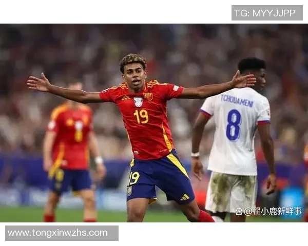 全球排位第一的足球明星背后的故事与成就解析 全球排位第一的足球明星背后的故事与成就解析